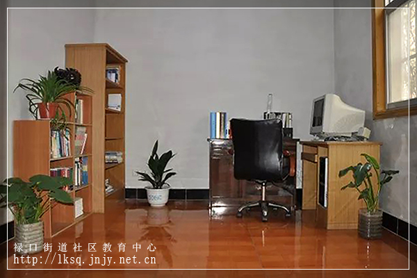 20180518周久云家庭入选第十一届“全国五好家庭”04.jpg 20180518周久云家庭入选第十一届“全国五好家庭”04.jpg