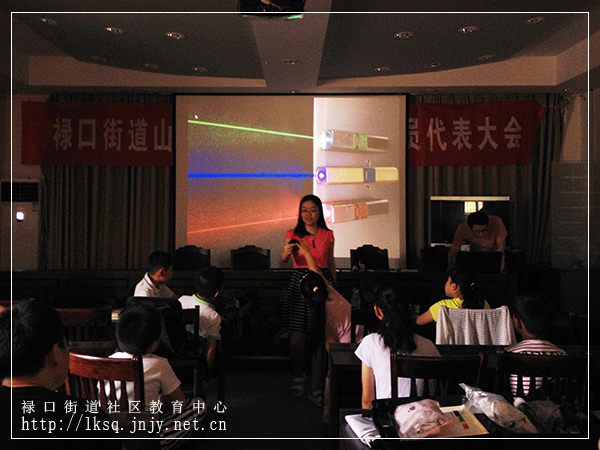 20170627美国光学学会南大学生分会光学启蒙课走进山塘社区04.jpg