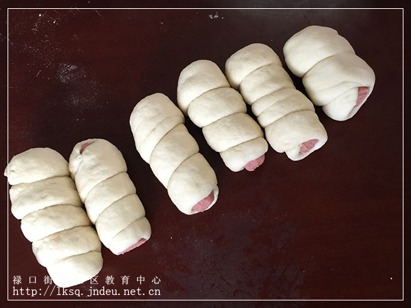 20161105彭福社区居民学校举办中式面点制作培训班撷影04.jpg