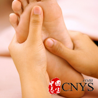 20151208冬季养生10个窍门04-护脚.jpg 20151208冬季养生10个窍门04-护脚.jpg