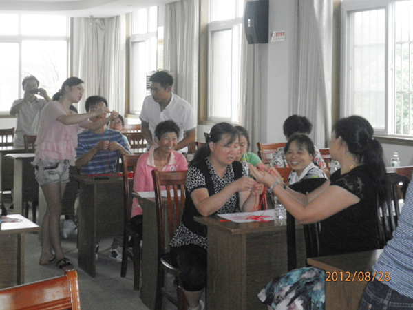 20120829禄口街道社区教育中心为弱势群体开展职业技能培训03.jpg