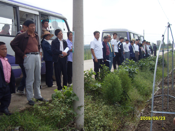 20090923为残疾人开展实用技术培训掠影05.jpg