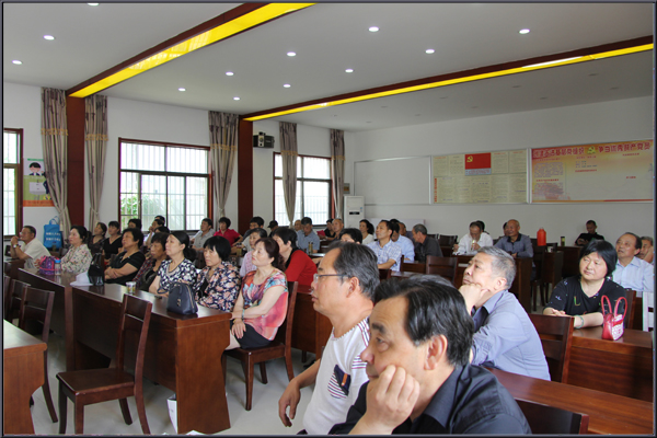 20150611禄口市民学堂举办“营养与健康”专题讲座04.jpg