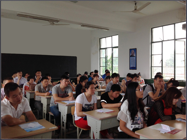 20150623禄口街道社区教育中心举办开放教育新生开学典礼02.jpg