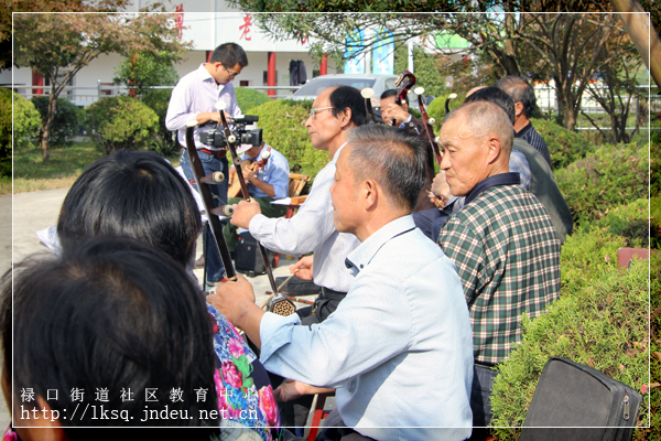 20151021铜山集镇老年学校“夕阳红”艺术团赴敬老院慰问演出活动纪实13-1.jpg