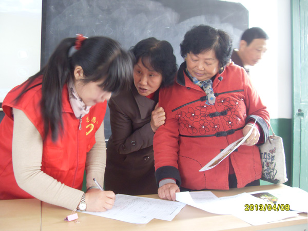 20130410听健康讲座，做免费体检02.jpg