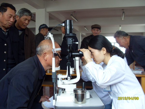 20130410听健康讲座，做免费体检06.jpg