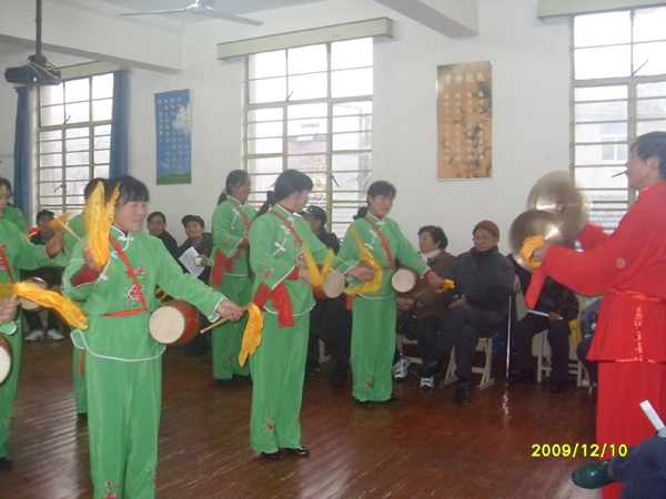 20091210才艺表演的舞台，展示自我的课堂——禄口集镇老年学校才艺展示活动集锦01.jpg