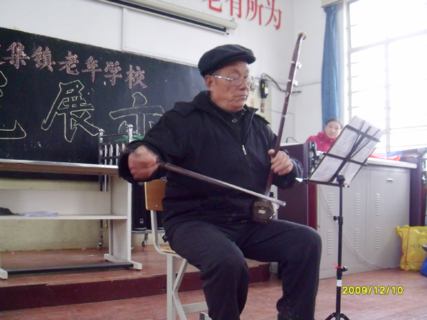 20091210才艺表演的舞台，展示自我的课堂——禄口集镇老年学校才艺展示活动集锦05.jpg