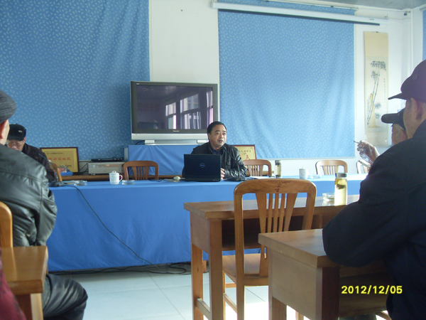 20121205彭福社区老年学校举办家庭隔代教育专题讲座07.jpg