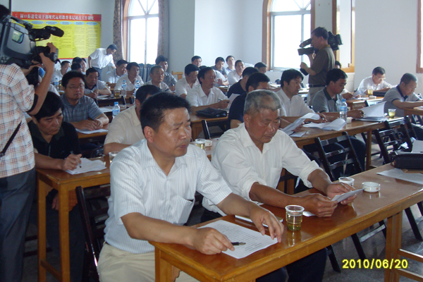 20100620区老年教育多媒体教学现场观摩交流会在禄口街道彭福社区召开03.jpg