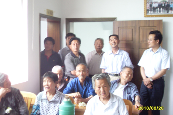 20100620区老年教育多媒体教学现场观摩交流会在禄口街道彭福社区召开04.jpg