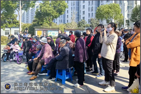 20240325禄口街道开展“防患未‘燃’?‘益’起同行”消防安全主题宣传活动06.jpg