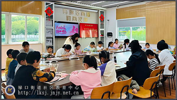 20250512：禄口街道彭福村举办“簪花传情，稚手献爱”母亲节主题活动03.png