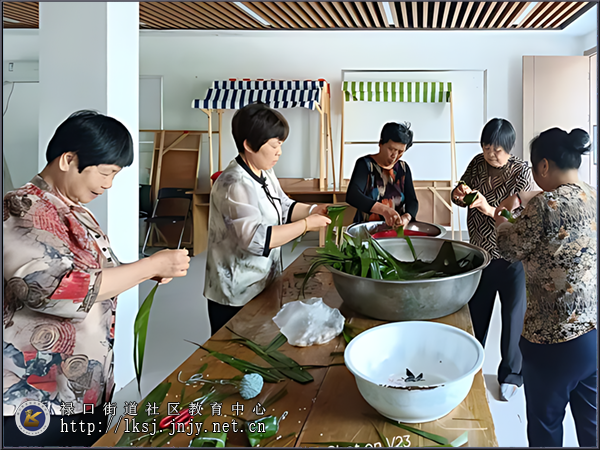 20250530：禄口街道茅亭社区：彩绳系福送安康，粽情端午敬老忙01.png